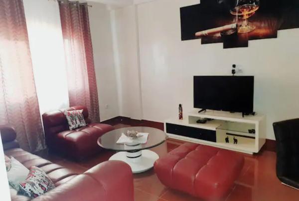 Your home, Buchen Sie Ferienwohnung Jaunde Mfoundi