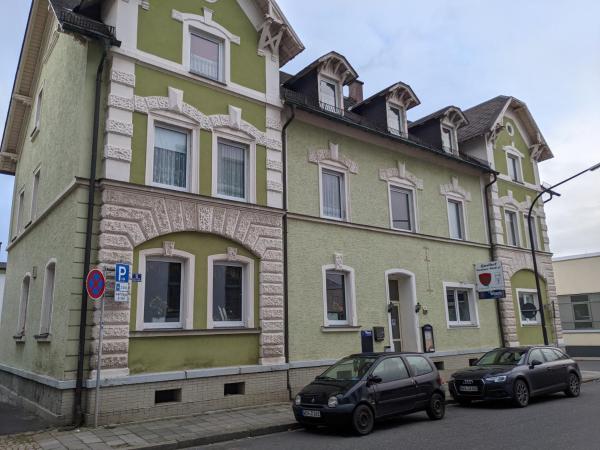 Monteurunterkunft Weiden by HausGruenerBaum, Prenota Appartamento Hotel economici a Baviera