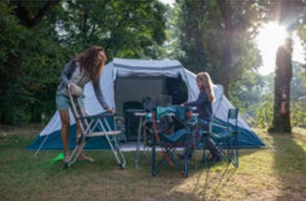 Les Hortensias grande tente familiale deux chambres et séjour vue mer sur camping nature, Prenota Campeggio Campeggi a Bretagna, Campeggio