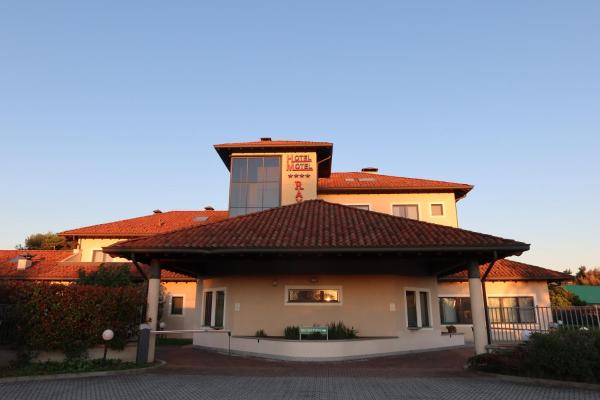 Raya Hotel Motel