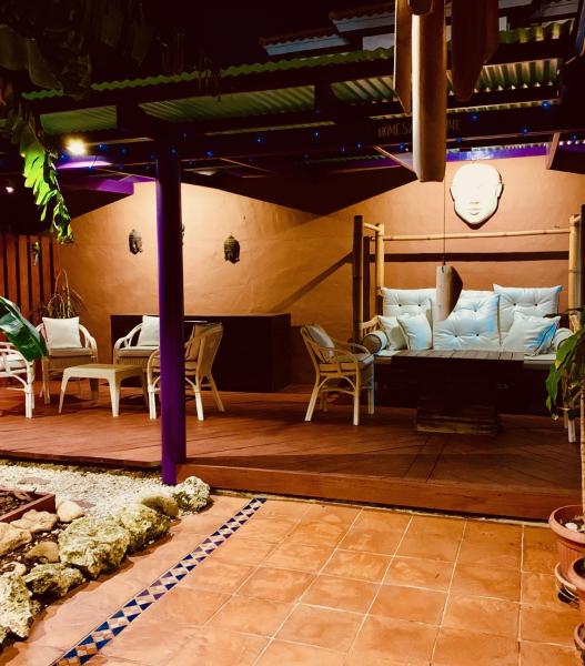 Caribbean Cozy Cove