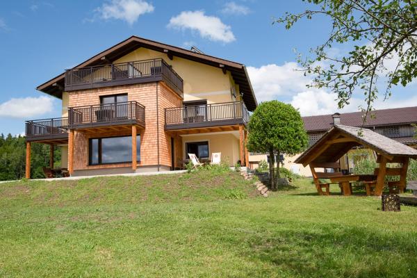 Ferienwohnungen Schöbringer, Prenota Bed & breakfast Weyregg 