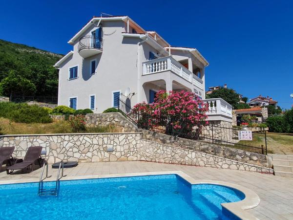 Apartments Villa Iva, Reserva ahora Apartamento Hoteles con piscina en Ravni, Piscina
