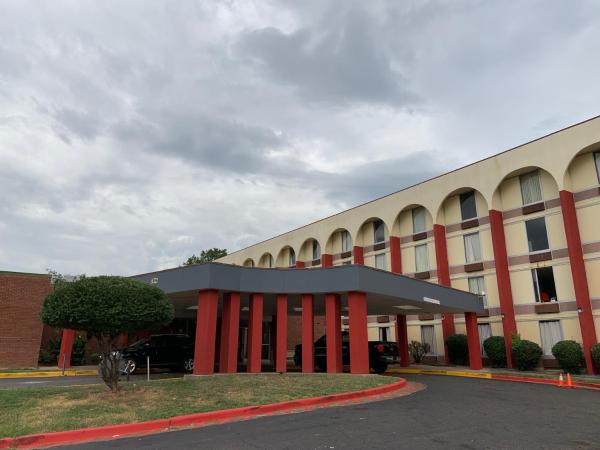Real Value Inn