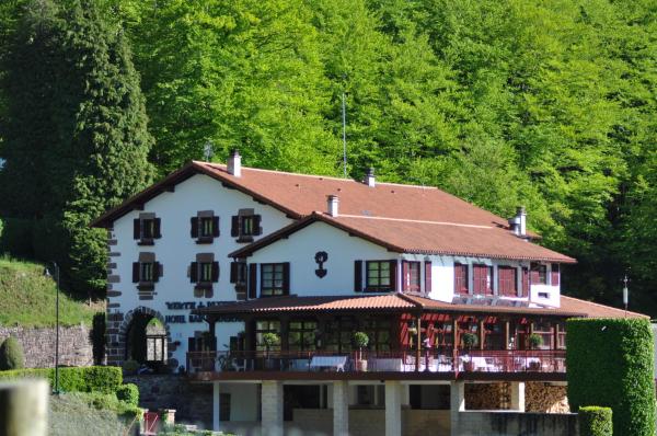 Hotel Venta de Ulzama, Prenota Hotel Ultzama Navarre Pyrenees