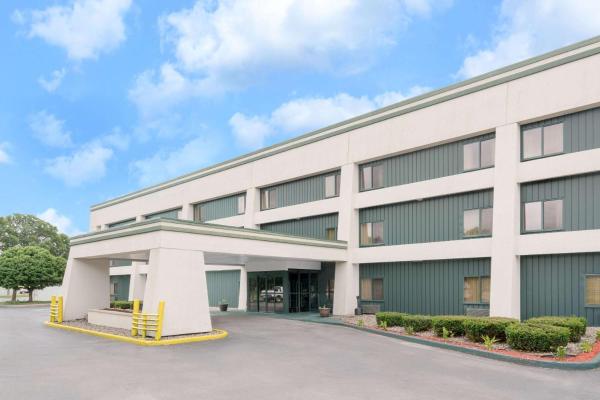 Baymont by Wyndham La Crosse/Onalaska, Buchen Sie Hotel La Crosse Wisconsin