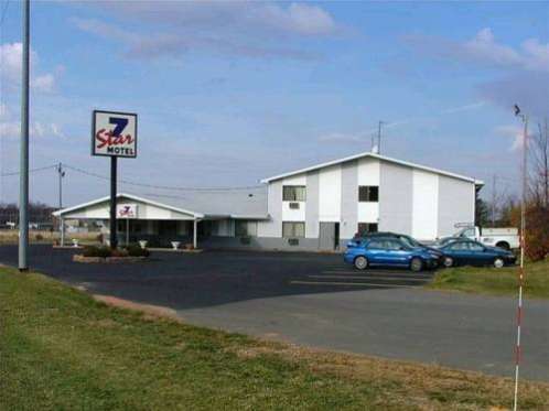 7 Star Inn