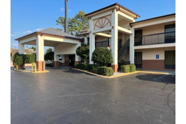Motel 6 Laurel, MS