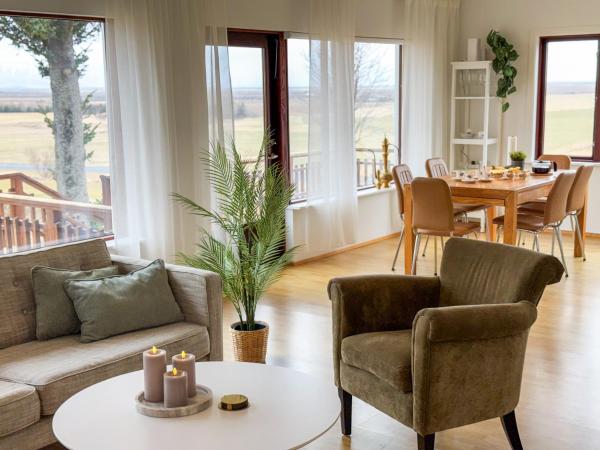 Fagrahlid Guesthouse, Buchen Sie  Hotels in Südisland mit Parkplatz, Parkplätze