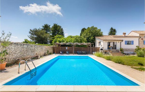 Four-Bedroom Holiday Home In Vodnjan, Reserva ahora Casa o chalet Juršići Istria central