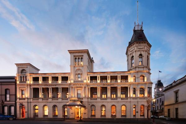 Craigs Royal Hotel