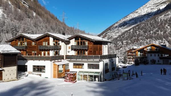 Apartment Flora, Prenota Appartamento Saas-Almagell Saastal