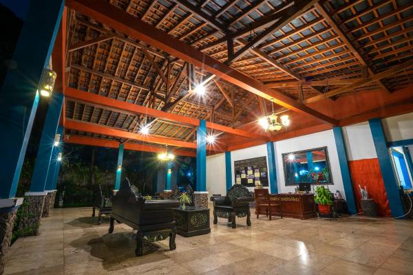 Margo Utomo Hill View Cottages