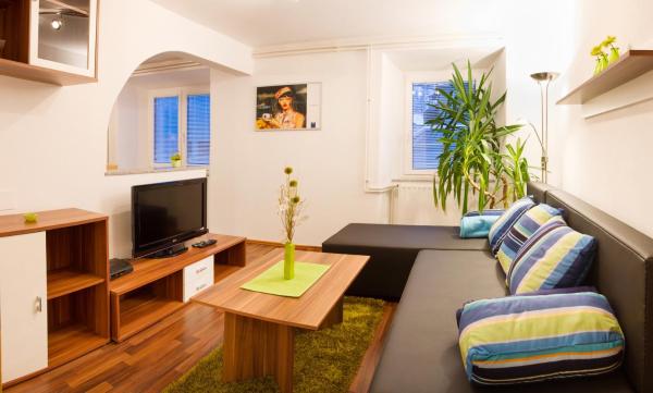 Apartments Shock, Prenota Appartamento Hotel a Gorenjska con parcheggio, Parcheggio