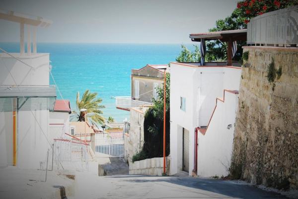 Cento Passi Dal Mare