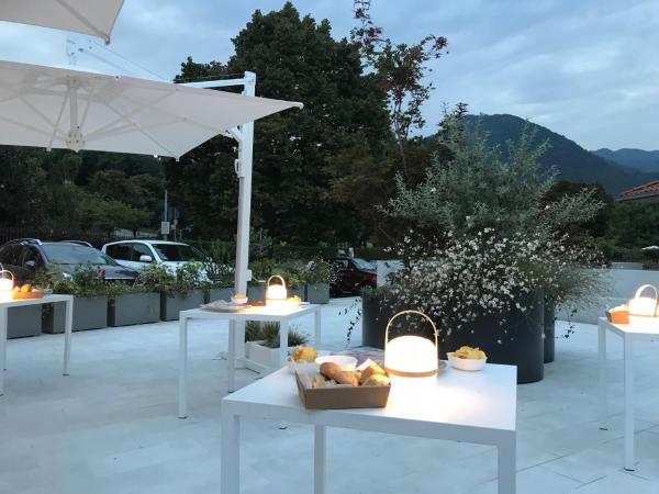 Aldeia Bianca Village, Buchen Sie Aparthotel Almè Provinz Bergamo