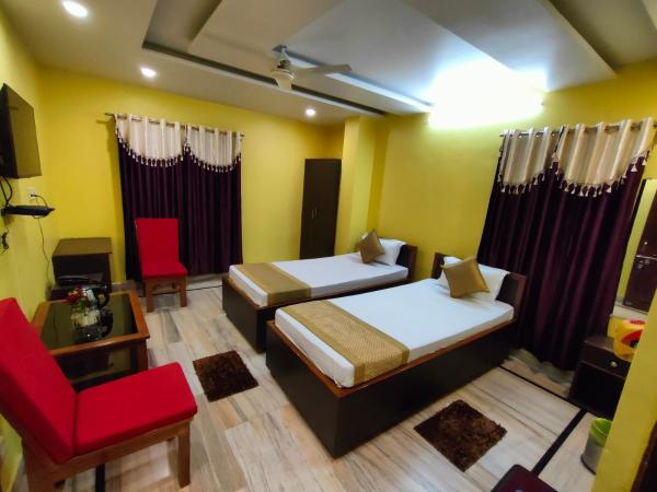HOTEL SAKET PALACE, Buchen Sie Bed & Breakfast Rajgir Bihar