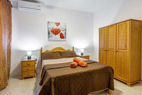 Dolphin Court, Prenota Appartamento Marsalforn Gozo