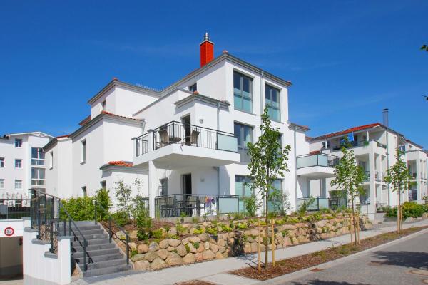 zentrale FeWo mit Terrasse, gratis Nutzung vom AHOI Erlebnisbad und Sauna in Sellin - Villa Anni FeWo 02, Réserver Appartement Hôtels à Rügen avec piscine, Piscine