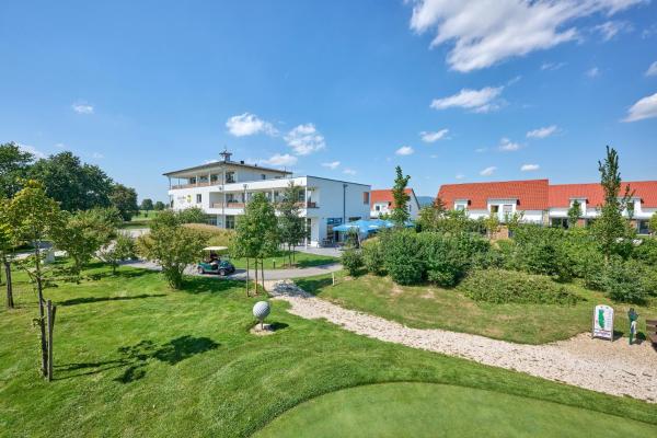 Bachhof Resort Hotel, Prenota Resort Kirchroth Baviera