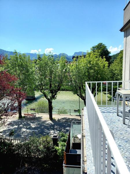 WOLKE, Apartment oder Doppelzimmer, Zentrum, am Fluss, Parkplatz