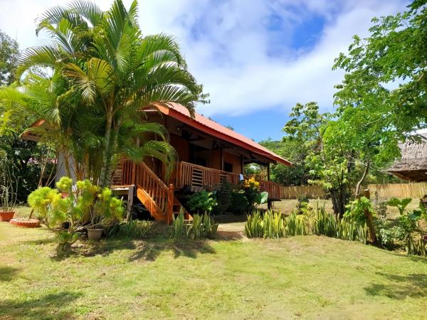 B&R Hostel, Prenota  Hotel a Palawan con parcheggio, Parcheggio