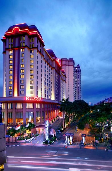 REDTOP Hotel & Convention Center