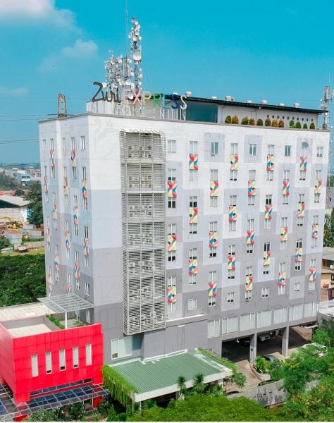 Zuri Express Lippo Cikarang Hotel