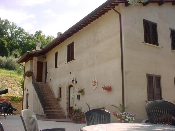 Agriturismo La Cantina San Martino, Réserver Séjour à la ferme Assise Ombrie