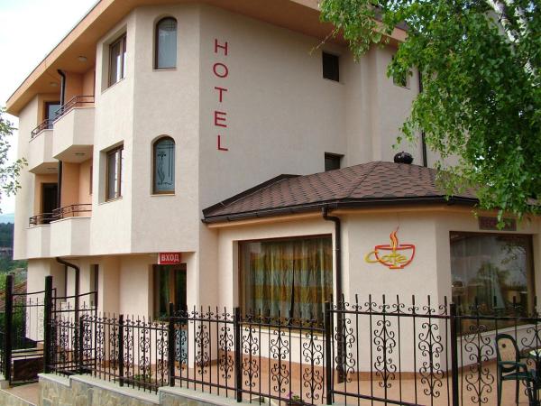Family Hotel Emaly Bankya 1