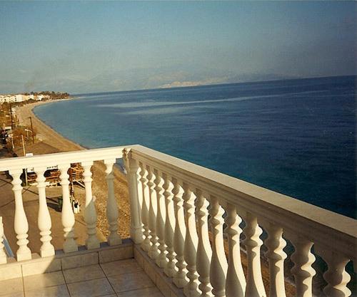 Antonios Rooms, Prenota Affittacamere  