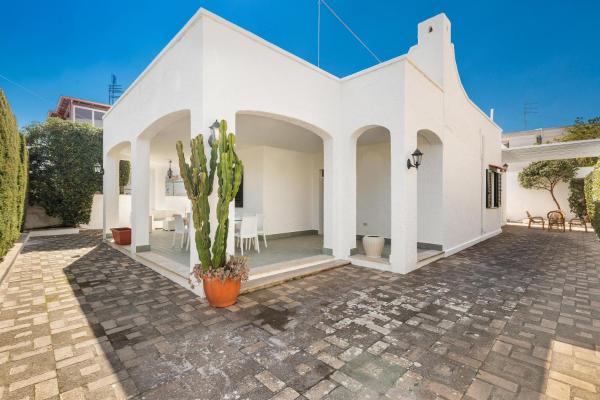 Villa Bella Giulia by BarbarHouse, Buchen Sie Ferienhaus Campomarino Apulien