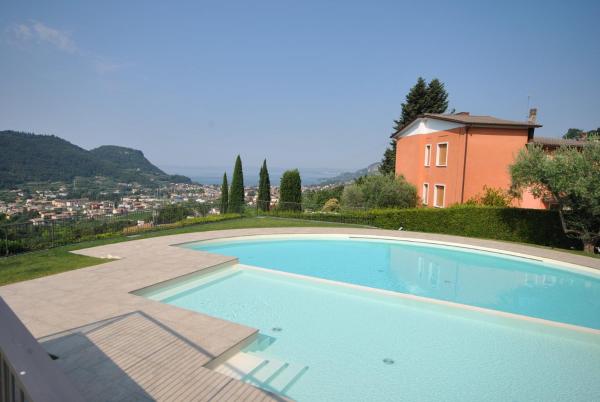 Apartmentsgarda Baia D'argento Residence, Prenota Appartamento Hotel con piscina a Veneto, Piscina