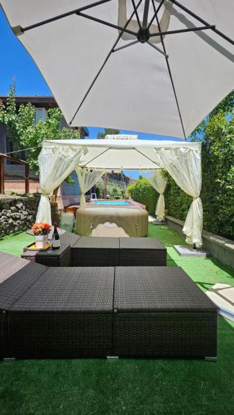 Villa Gorna, Buchen Sie Ferienhaus Hotels mit Pool in Sizilien, Schwimmbad