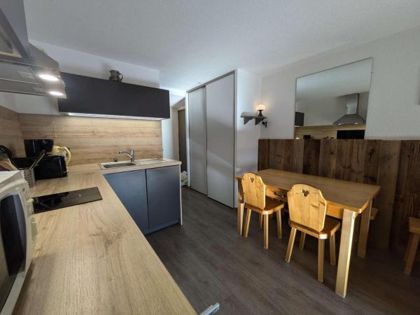 Duplex 4 pers. à Arêches-Beaufort, piscine, balcon sud, centre village - FR-1-342-132, Prenota Appartamento Hotel con piscina a Alvernia, Piscina