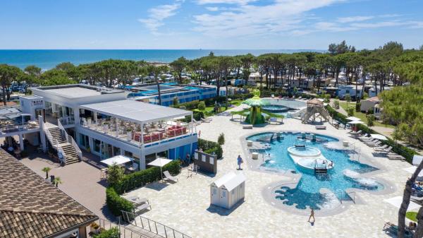 Glamping Cavallino, Prenota Campeggio Hotel con piscina a Veneto, Piscina
