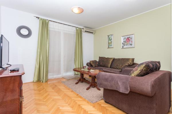 Apartments Vanja, Book Apartment Cheap Hotels in Budva County