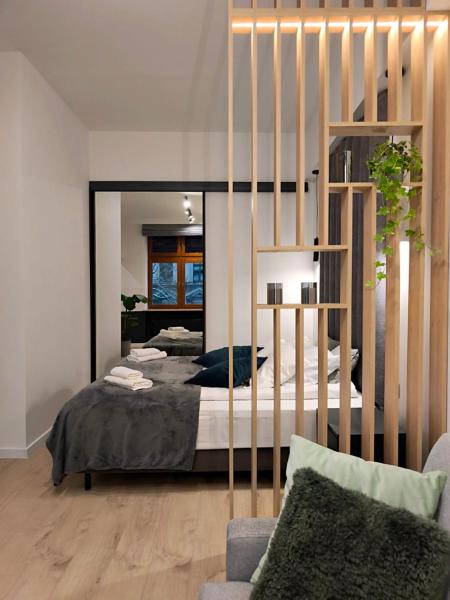 Apartamenty Łazarza 17, Book Apartment Lesser Poland Hotels with a Parking, Parking