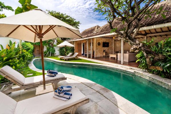 Villa Amsa - Tropical Paradise in Seminyak Center