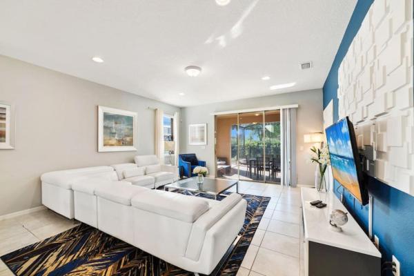 Luxury New Villa near Disney with pool 6bedrooms, Buchen Sie Villa Villen in Florida, Villa