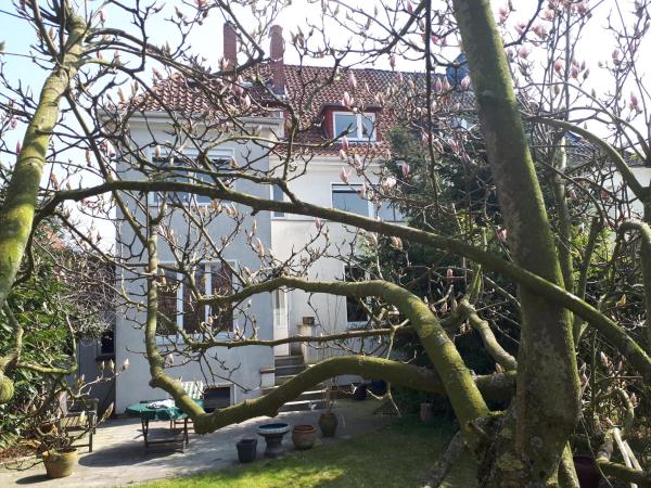 6 schöne CITY- Zimmer EMO, Réserver Séjour chez l'habitant Hôtels à Hanovre avec parking, Parking
