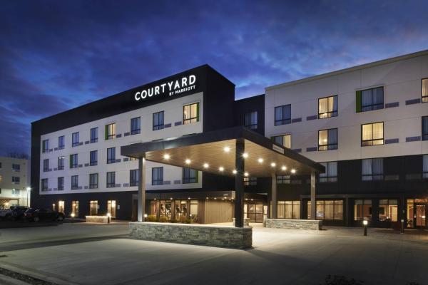 Courtyard by Marriott Jackson, Prenota Hotel Jackson Michigan