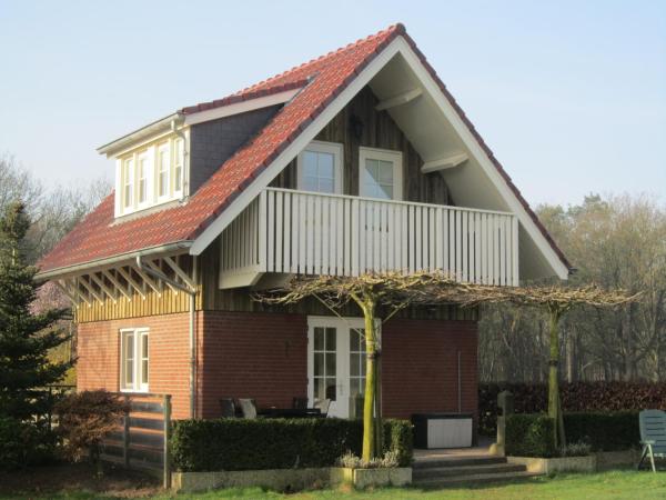 Rural holiday home in Well with garden, Buchen Sie Ferienhaus Well Noord-Limburg