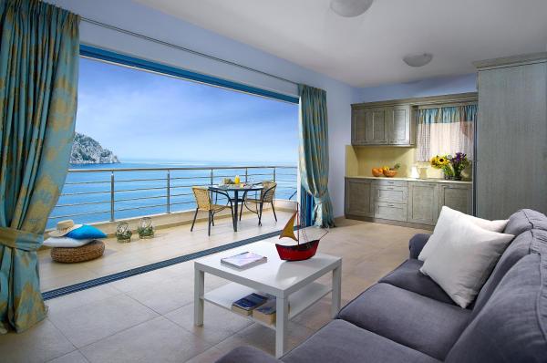 Xenia Residence & Suites, Prenota Affittacamere Pili Eubea