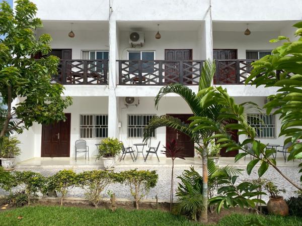 Queen Zee Garden Apartments, Buchen Sie Ferienwohnung Kololi 