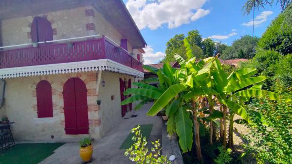 Létape du Canal - Pèlerins, Randonneurs, Vacanciers, Réserver Auberge de jeunesse Hôtels pas chers à Condom