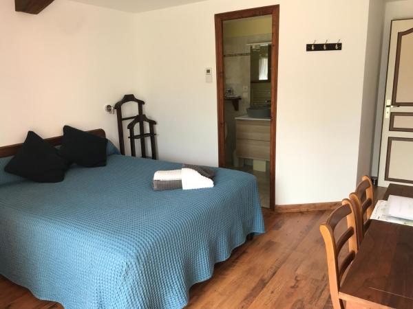 La maison de Laujol, Réserver Chambre d'hôtes Hôtels avec piscine à Moissac, Piscine
