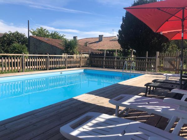 Les Gîtes de La Croix Liaud, Prenota Casa vacanze Saint-Sulpice-en-Pareds 