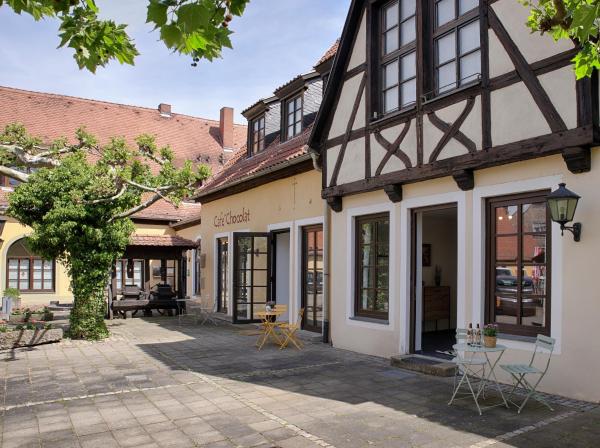 homie stay alte brauerei - am Main Ochsenfurt, Book Apartment Bavaria Hotels with a Parking, Parking