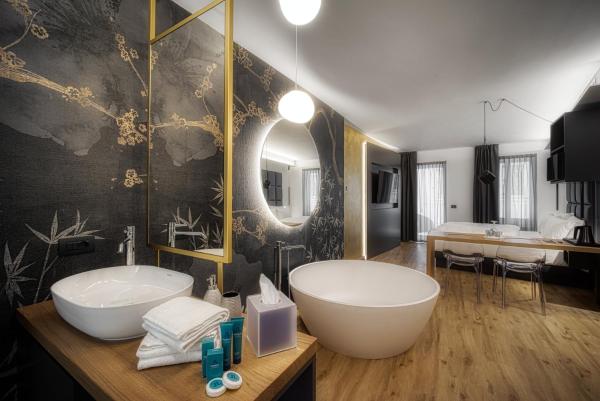 M Loft, Prenota Appartamento Hotel a Veneto con parcheggio, Parcheggio